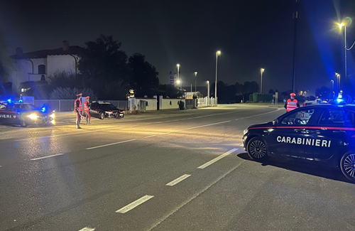 Controlli nel fine settimana denunciati tre giovani per possesso di droga e automobilista con targa alterata