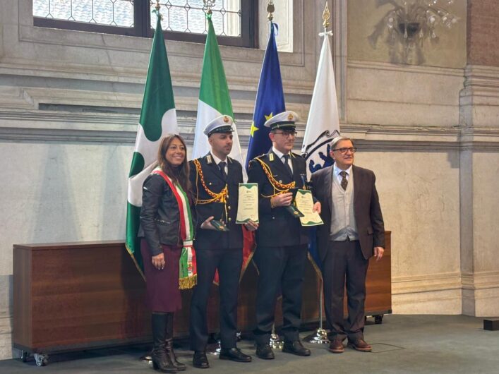 Voghera festeggia San Sebastiano. Restituita alla comunità tela restaurata del Santo e premi agli agenti