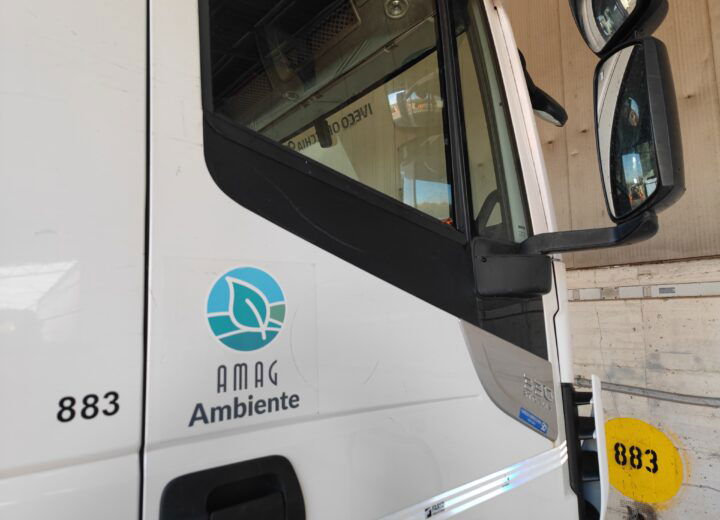 Amag Ambiente, le minoranze depositano proposta di delibera: “No alla società mista, sì a raccolta puntuale e TARIP”