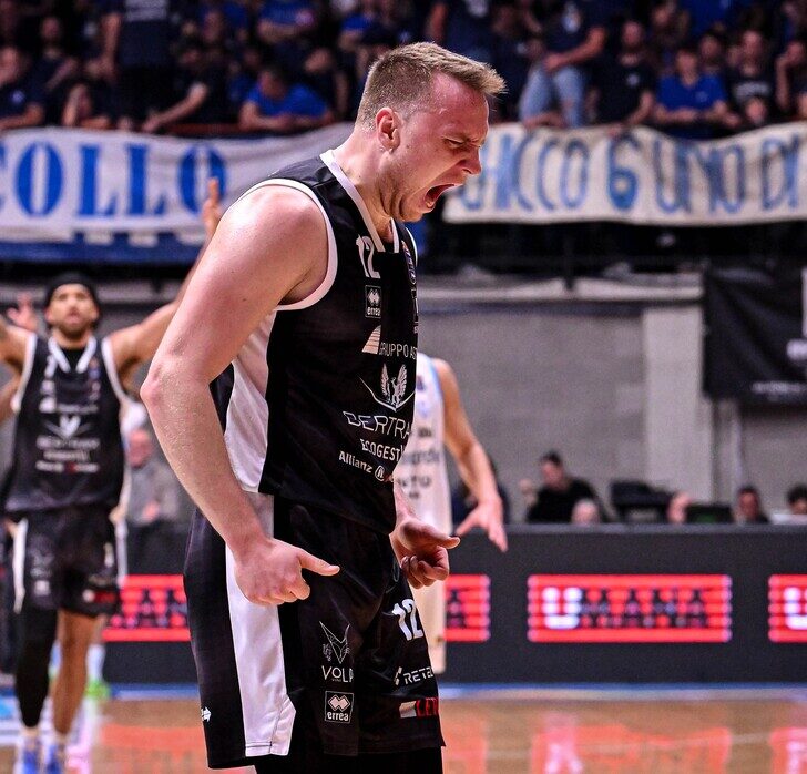 Bertram Derthona: rimonta da applausi contro Cantù. Il 2026 dei leoni inizia con il quarto successo di fila