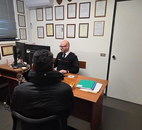 Finta polizza assicurativa online: smascherata una rete di “Money Mule”