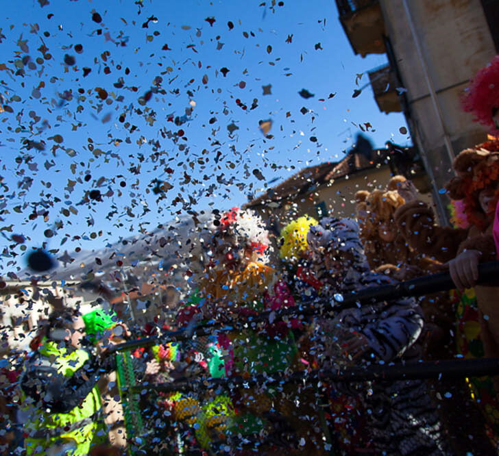 Carnevale in Piemonte: da Torino e Ivrea e Saluzzo, un calendario di feste e tradizioni