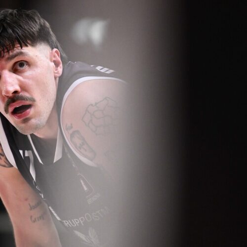 Bertram Derthona cade in casa contro Milano: Emporio Armani espugna la Nova Arena