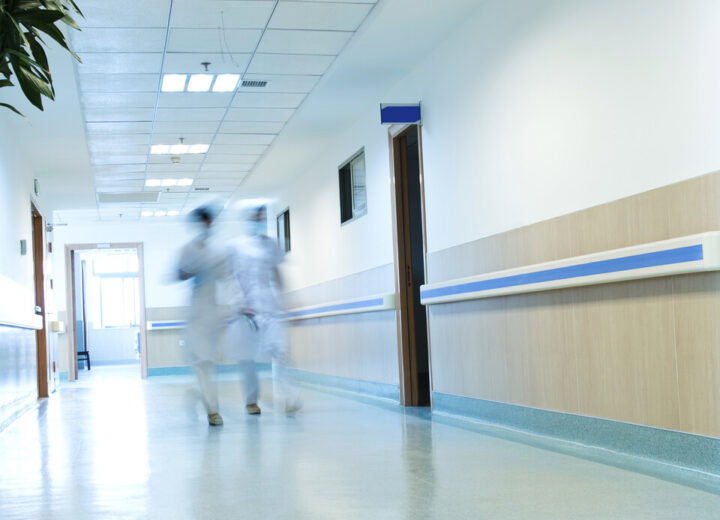 La testimonianza di un operatore sanitario a Novi: “Lavoro ormai insostenibile e gravi rischi per tutti”