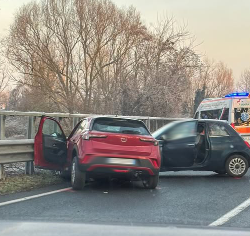 Incidente all’uscita di Valenza: code