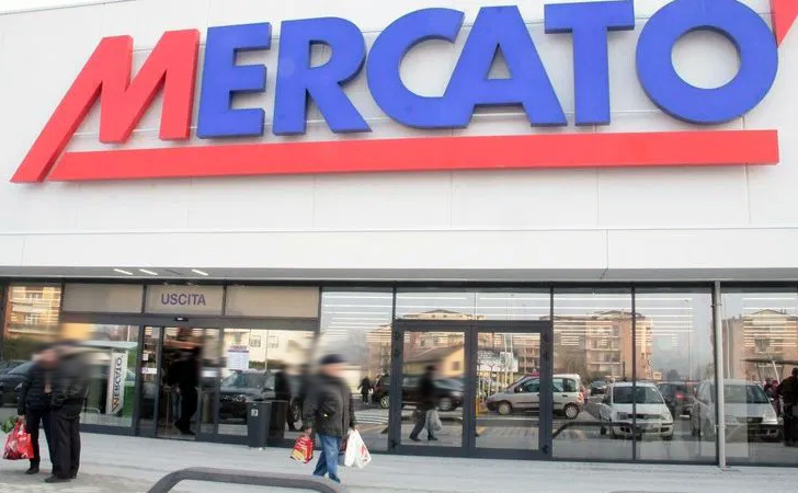 Mercatò di Casale chiude ma per diventare più grosso: smistati in altri punti vendita i 23 lavoratori