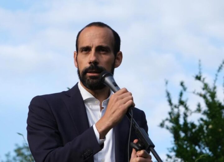 Vetrine danneggiate, il sindaco di Pavia rassicura i cittadini: “Lavoro forze dell’ordine grande e costante”