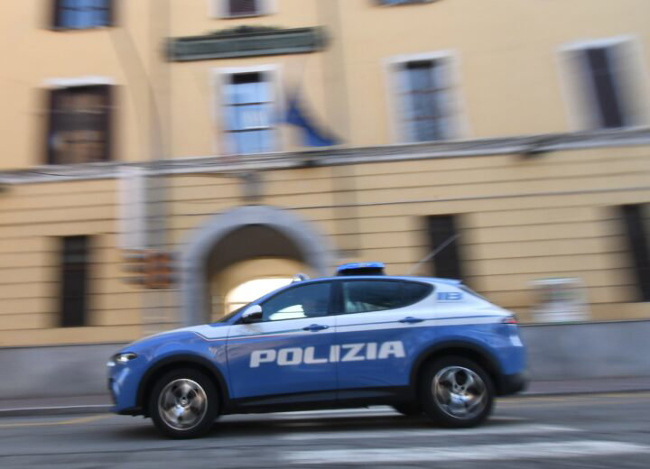 Doppia operazione della Polizia: recuperati 8 etti di hashish