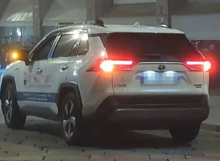 “Intimidazione fascista da parte di un tassista”: l’associazione Lgbt Coming Aut di Pavia lancia l’allarme