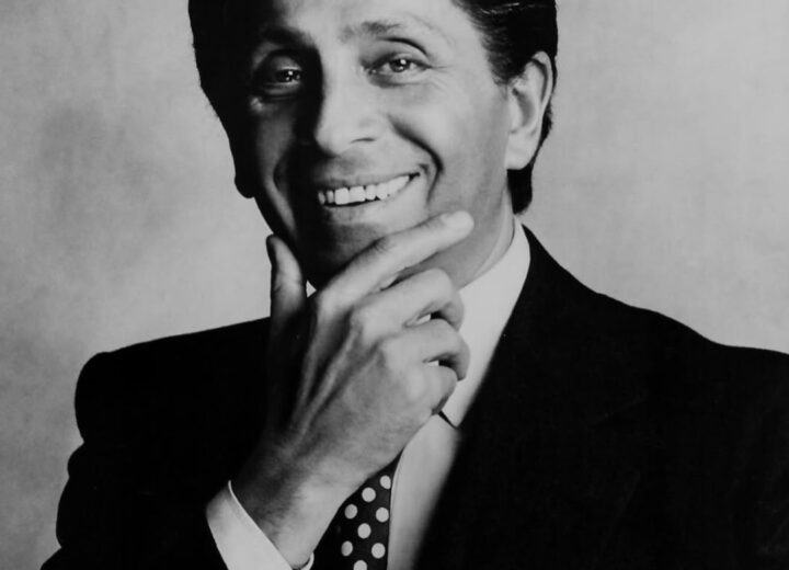 Voghera omaggia Valentino. Teatro aperto per salutarlo e lutto cittadino il giorno dei funerali