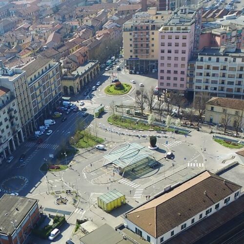 Traffico più fluido e maggiore attenzione alle strisce pedonali: da marzo la sperimentazione a Novi