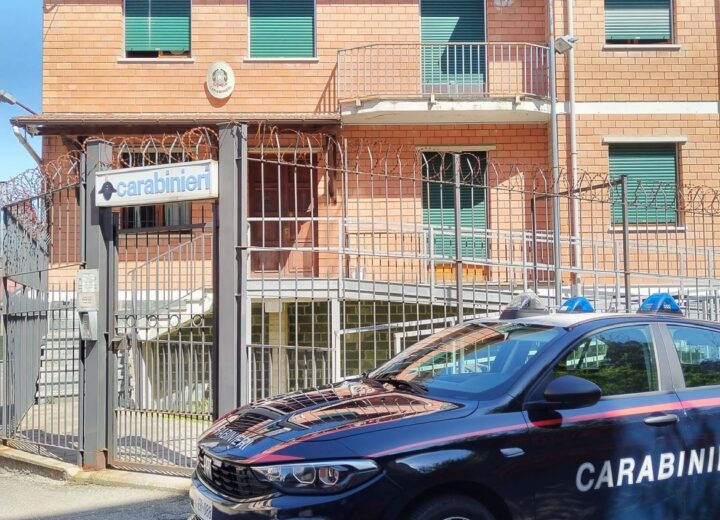 Donna di 95 anni cade in casa e perde i sensi. Dopo l’allarme dei vicini scatta l’intervento di soccorso