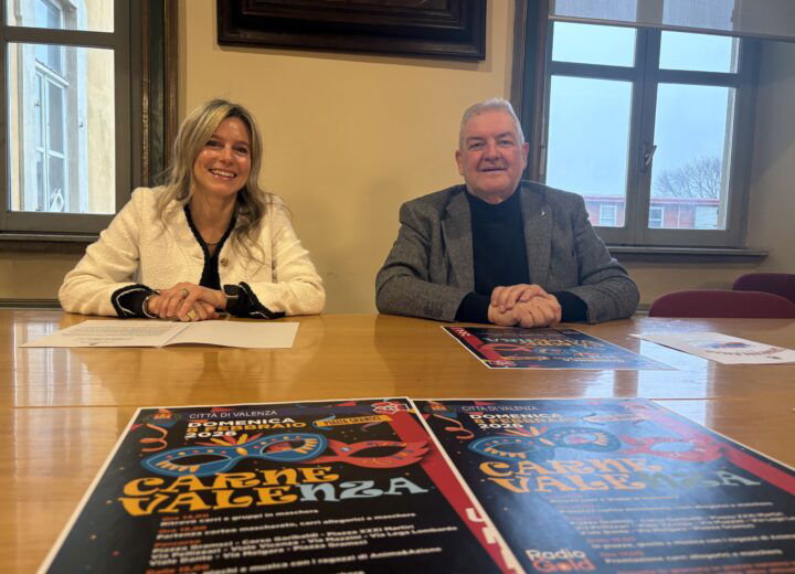 CarneValenza 2026: domenica 8 febbraio carri, maschere e festa in piazza Gramsci