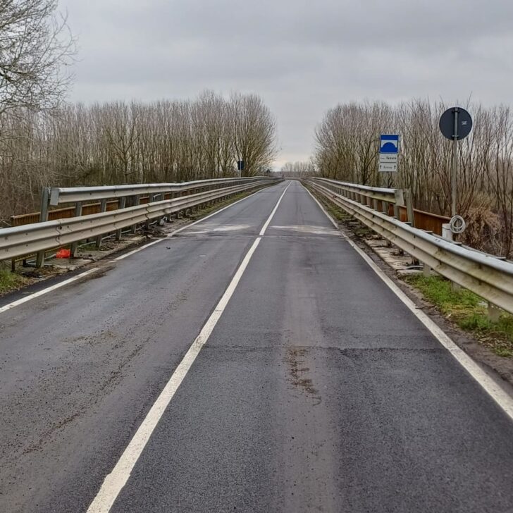 Ponte di Bassignana riaperto senza semafori: riattivata la doppia circolazione