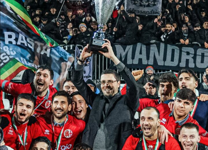 Il presidente dell’Alessandria: “Multa per uso materiale pirotecnico, nessun vandalismo a Vercelli”