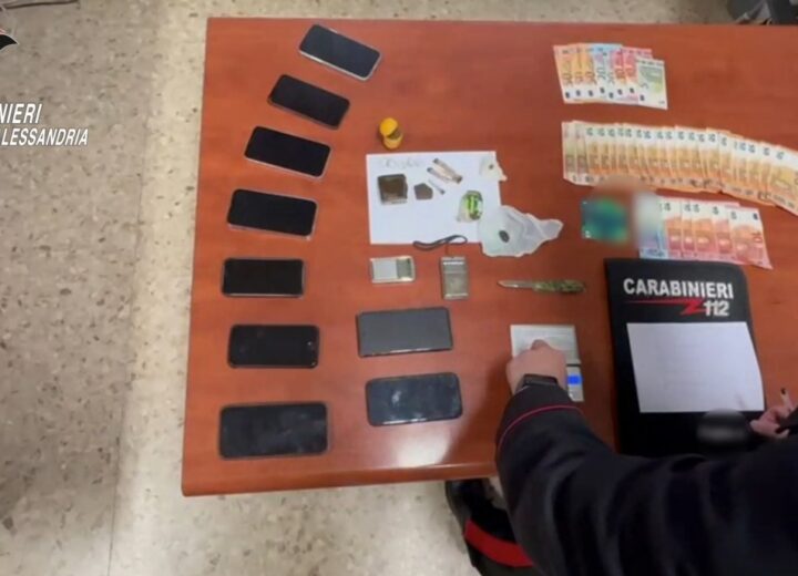 Operazione antidroga nell’Ovadese: perquisizioni e arresti dei Carabinieri