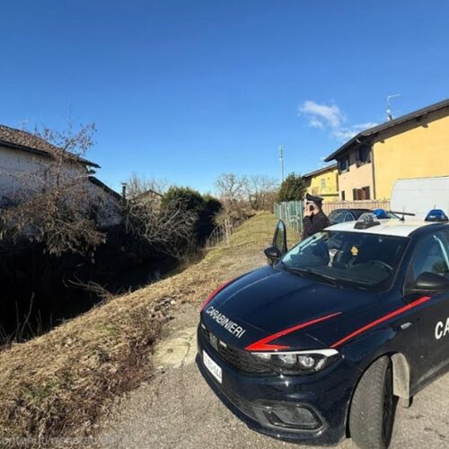 Si perde dopo essere uscito in cortile. Anziano ritrovato vivo a circa un chilometro da casa