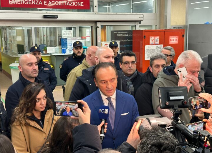 Scontri tra black bloc e Polizia a Torino, la “ferma condanna” dell’assessore Bussalino: “Inaccettabile”