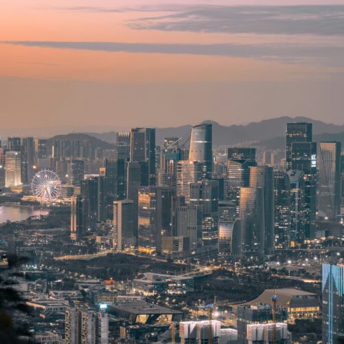 Cina (e Asia) oltre i luoghi comuni: viaggio nel futuro con Lorenza Marini “Cinasia”