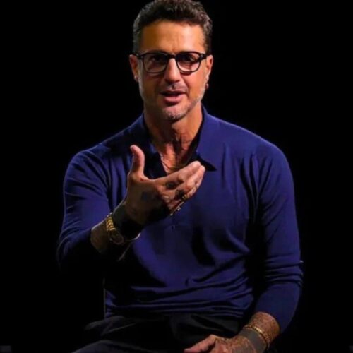 Fabrizio Corona ad Alessandria con il suo spettacolo “Falsissimo”