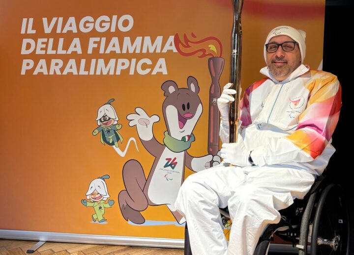 Paralimpiadi Milano-Cortina: il tennista alessandrino Gianluca Cosentino tedoforo a Torino