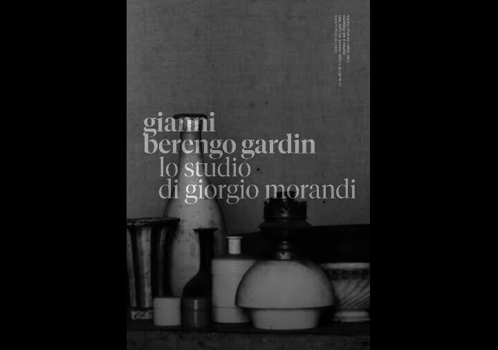 Il fotografo Berengo Gardin racconta il pittore Morandi: la mostra alle Gallerie d’Italia di Milano