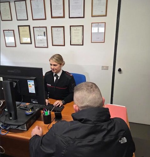 Truffa “Money Muling”: Carabinieri di Vigevano denunciano 7 persone e recuperano 6.500 euro