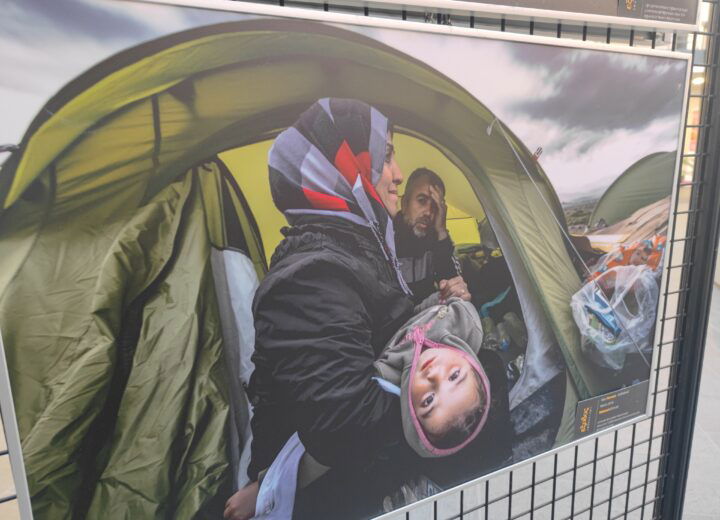 Popoli in cammino: ad Alessandria una mostra fotografica per “dare voce” ai migranti