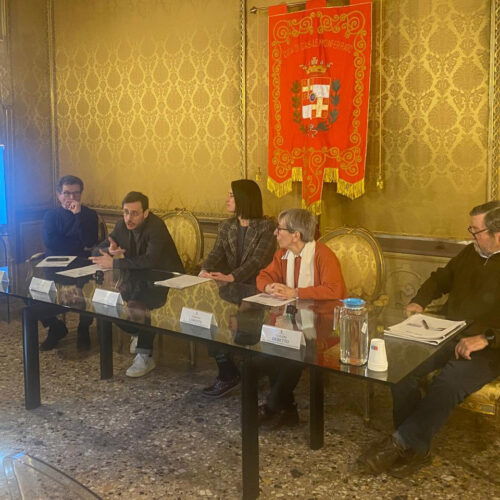 “Polvere di guerra”: a Casale Monferrato la mostra che invita a costruire la pace