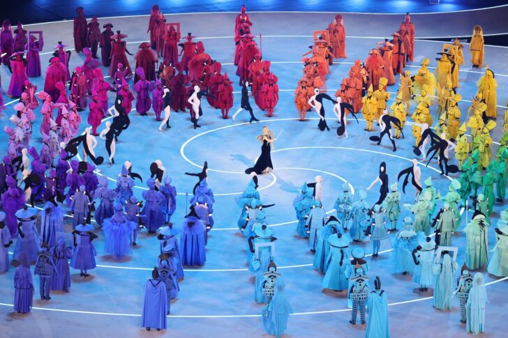 Olimpiadi invernali Milano-Cortina: una cerimonia di apertura tra musica, colori e fantasia