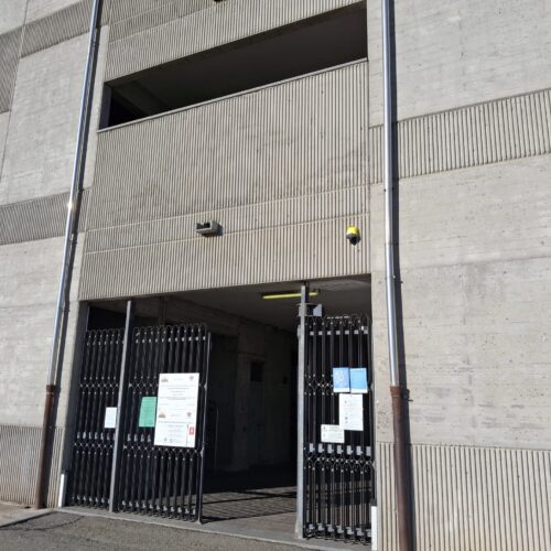 Cimitero: “Finestrini infranti per rubare, fate attenzione”