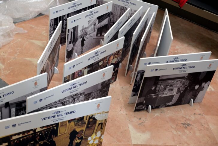 “Vetrine nel tempo”: 80 scatti raccontano il commercio pavese