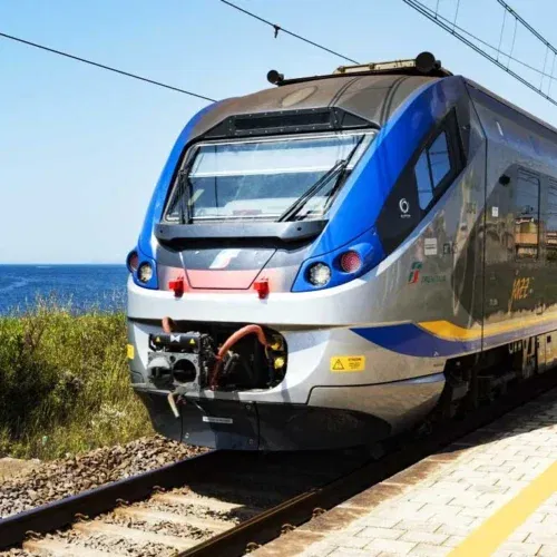 Tornano i “Ponente Line”: dal 2 aprile più treni nei weekend tra Piemonte e Liguria, con fermate anche ad Alessandria