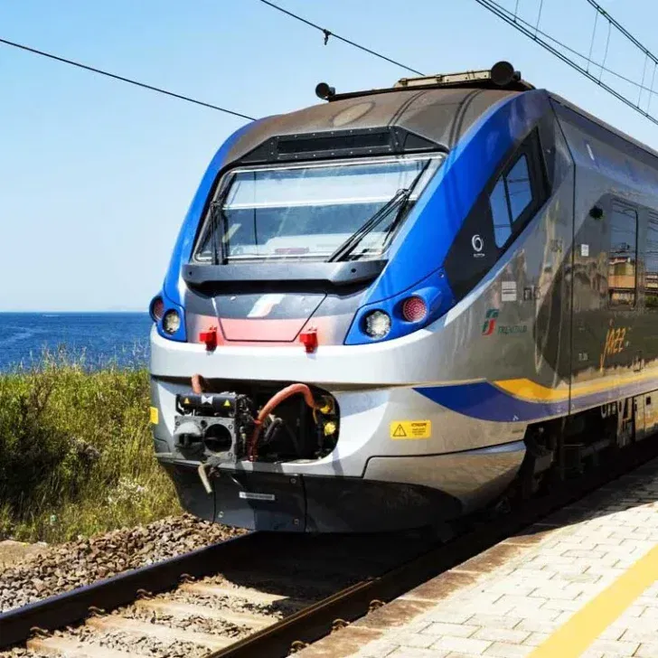 Tornano i “Ponente Line”: dal 2 aprile più treni nei weekend tra Piemonte e Liguria, con fermate anche ad Alessandria