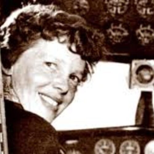 Amelia Earhart dà il nome a un piazzale di Alessandria: sabato la cerimonia vicino all’aeroporto