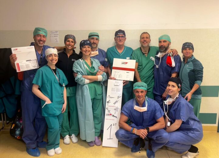 Al San Matteo di Pavia primo impianto in Italia di una nuova endoprotesi per l’aorta toraco-addominale