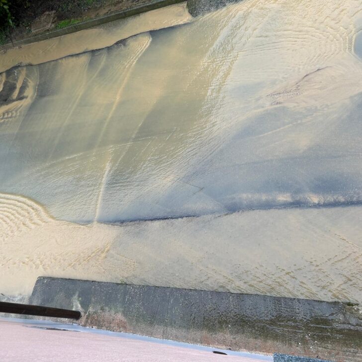 Maltempo, a Valmadonna allagata via del Fontanone: “Situazione insostenibile”