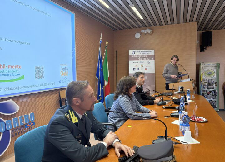 Acqua, ambiente e responsabilità quotidiane per il nostro futuro. “Blu come la vita” fa tappa al Sobrero di Casale