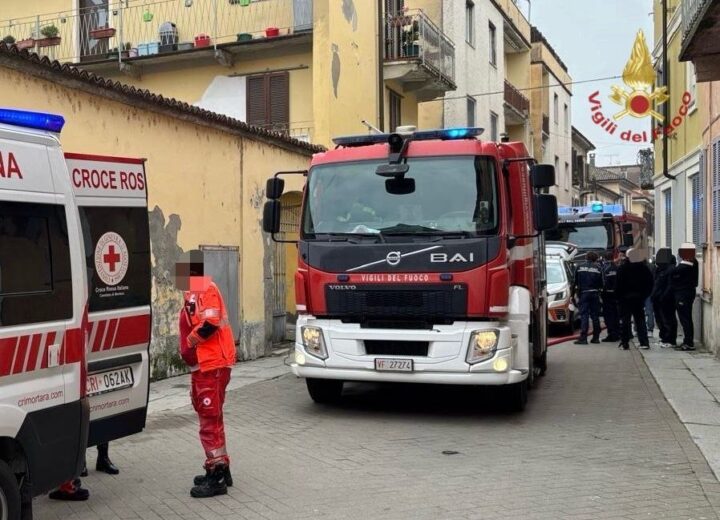 Incendio in un appartamento a Mortara: danni ingenti, nessun ferito
