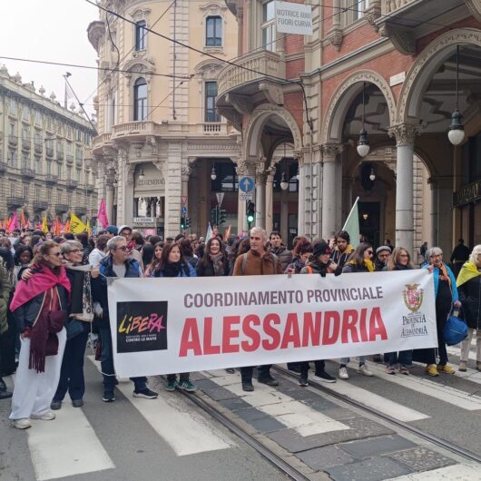 In migliaia a Torino per il corteo di Libera per tutte le vittime innocenti delle mafie