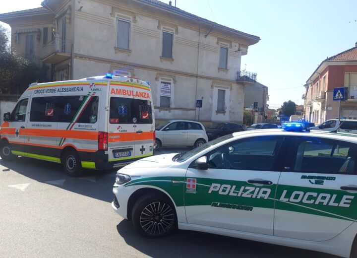 Pedone investito in corso Romita