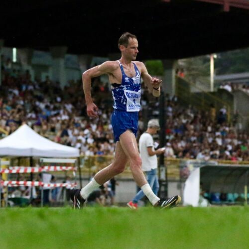 Alex Schwazer ai campionati italiani di marcia di Alessandria: il ritorno in memoria del suo migliore amico