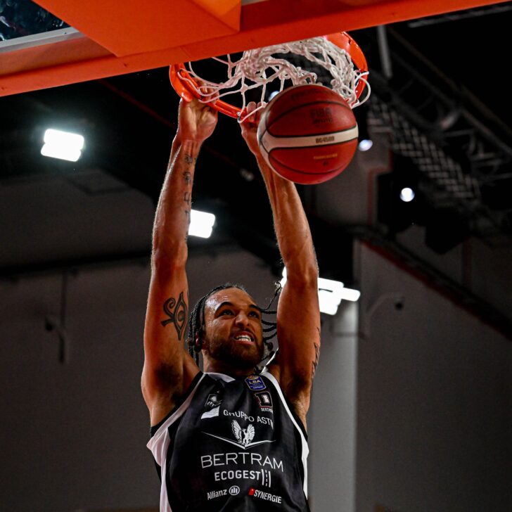 Bertram Derthona travolge Cantù e cala il poker: Chapman infallibile e quarta vittoria di fila