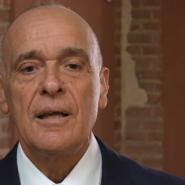 Rincaro carburanti: per aiutare 4 assistenti fuori Valenza dirigente Caradini dà contributo di tasca propria