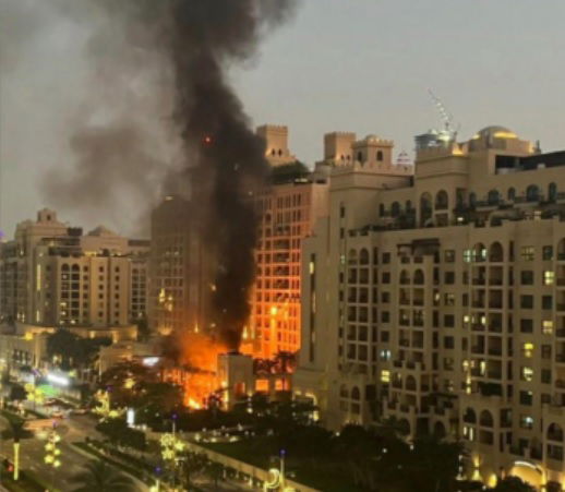 Studenti piemontesi bloccati a Dubai. Famiglie in apprensione, il Ministero dell’Istruzione: “Contatti costanti con Farnesina, Ambasciata e Consolato”