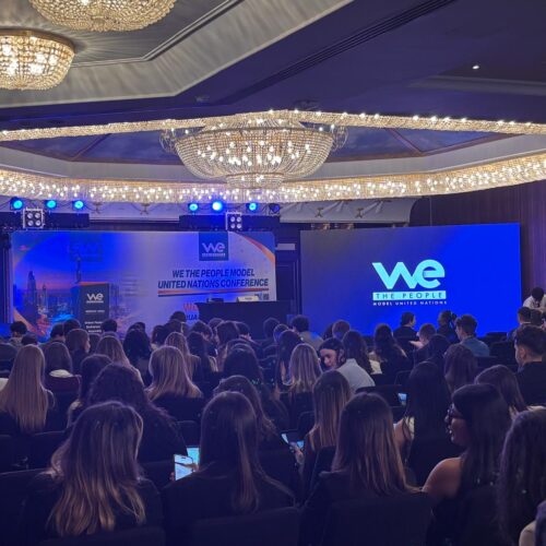 Tornati in Italia i 25 studenti della Scuola Internazionale di Pavia bloccati a Dubai