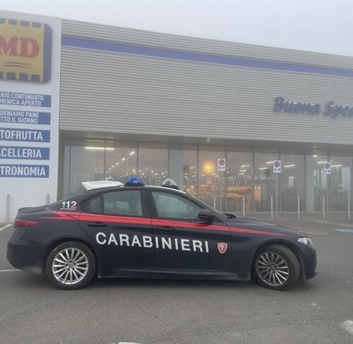 Carabinieri bloccano banda autrice di furti a raffica nei negozi di Voghera