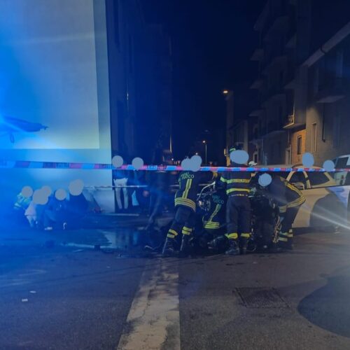 Incidente tra via Wagner e via Pacinotti ad Alessandria: un’auto ribaltata e due persone ferite