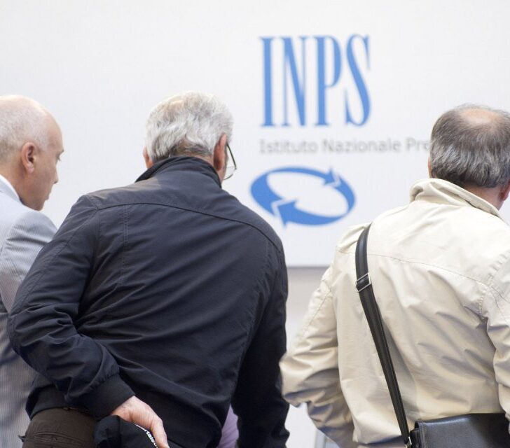 Pensioni, dal 2027 scattano i nuovi requisiti