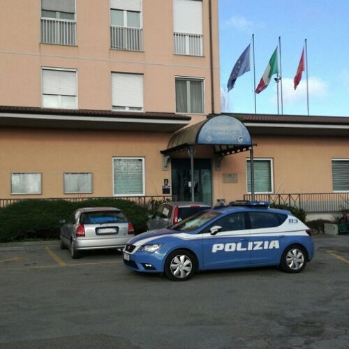 Allarme al liceo Baratta per una persona armata. Individuato il responsabile: un minorenne con una pistola soft air